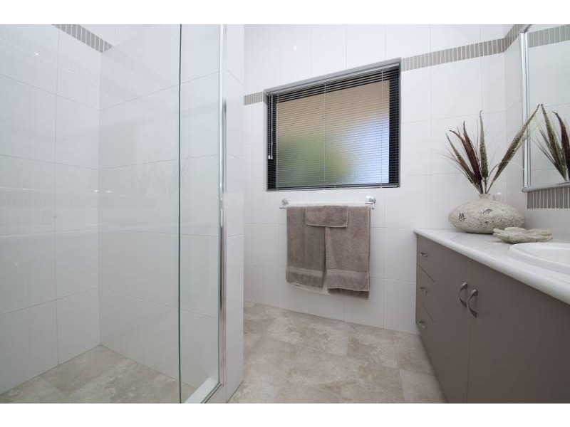 66 Edeline Street, Spearwood WA 6163