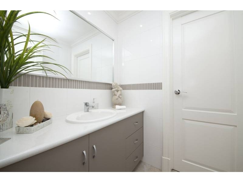 66 Edeline Street, Spearwood WA 6163