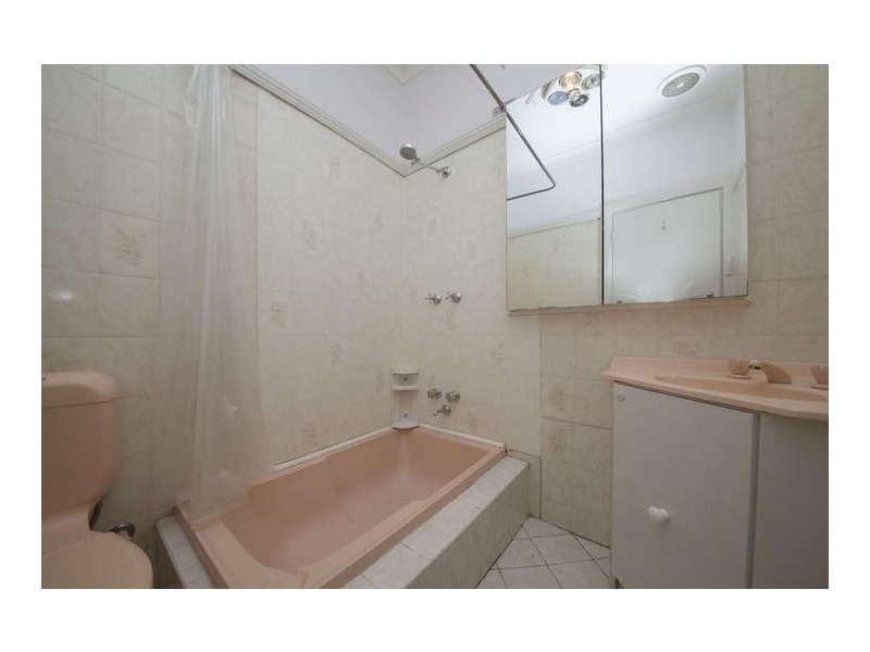 32 Redmond Road, Hamilton Hill WA 6163