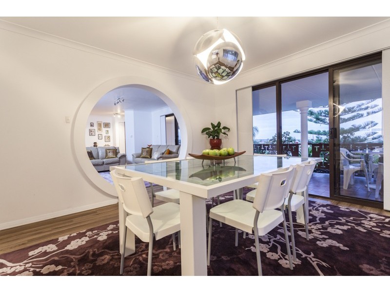 5 Conrad Court, Spearwood WA 6163