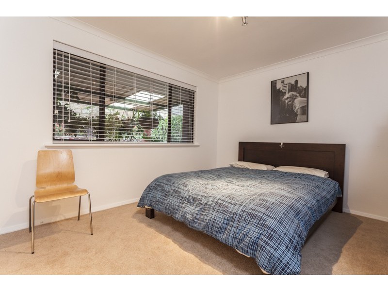 5 Conrad Court, Spearwood WA 6163