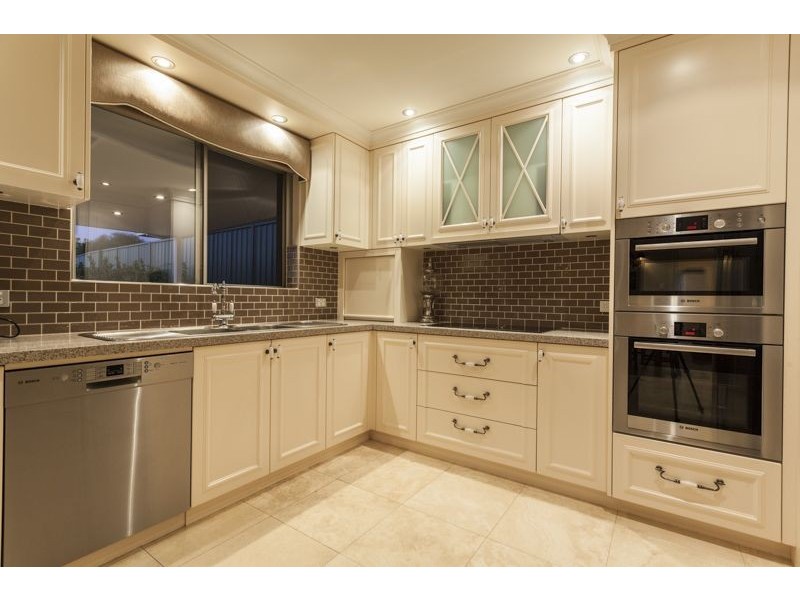 99 Leaside Way, Spearwood WA 6163