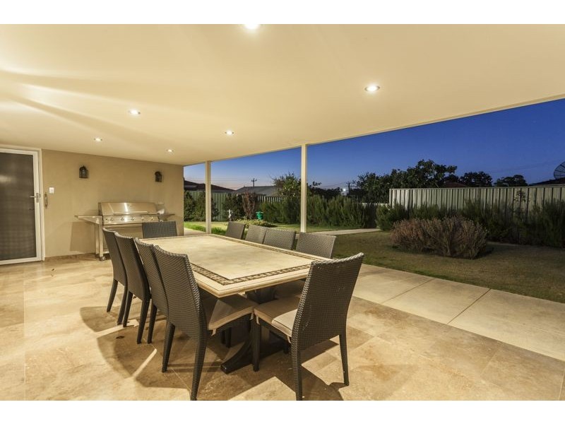 99 Leaside Way, Spearwood WA 6163