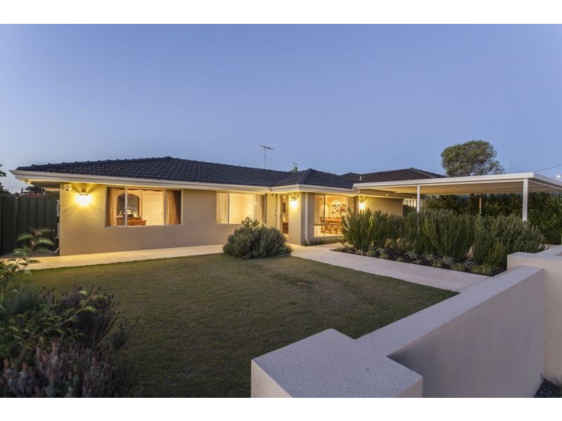 99 Leaside Way, Spearwood WA 6163