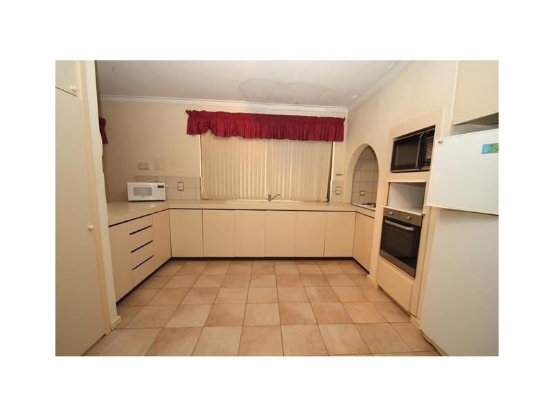 17 Bellairs Road, Kardinya WA 6163