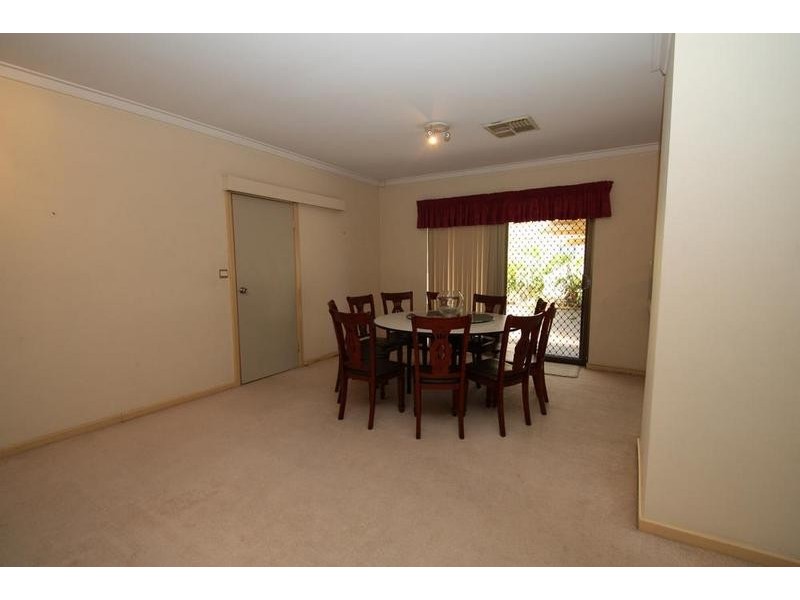 17 Bellairs Road, Kardinya WA 6163