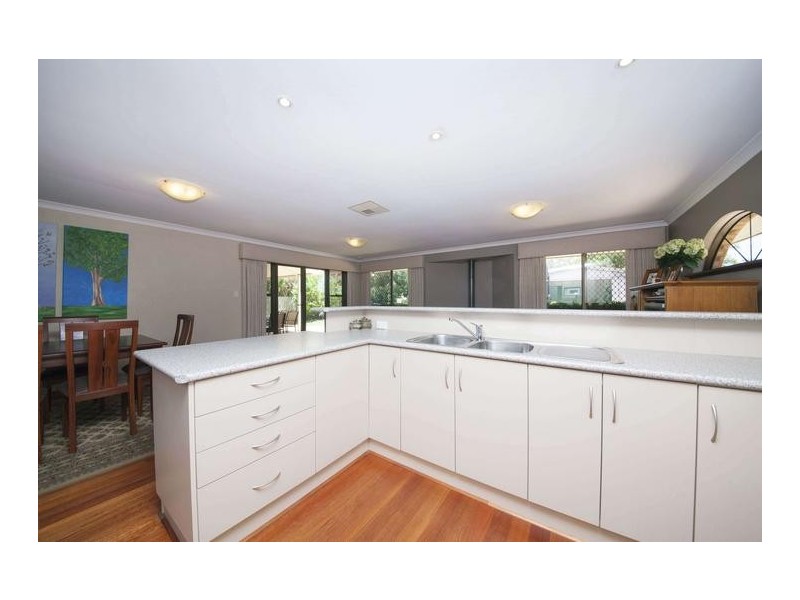 12 Hobley Way, Spearwood WA 6163