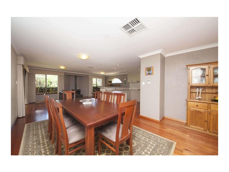 12 Hobley Way, Spearwood WA 6163