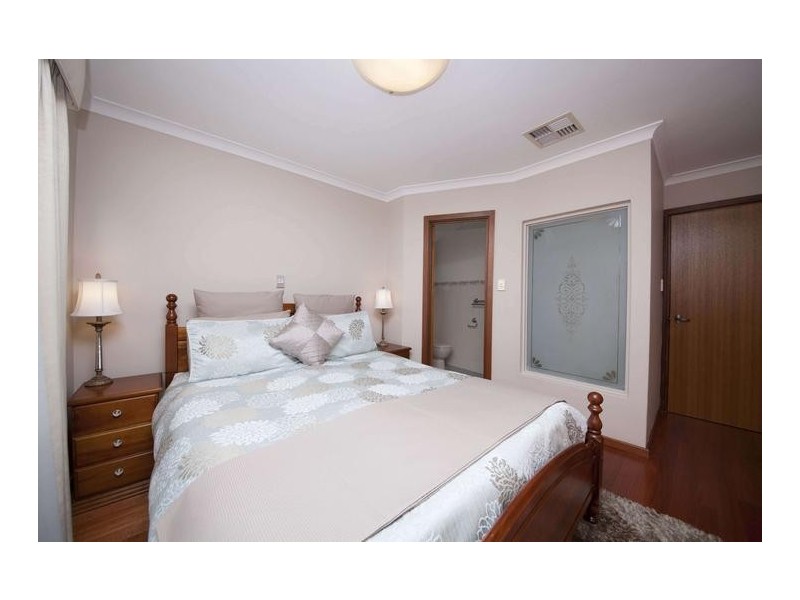 12 Hobley Way, Spearwood WA 6163