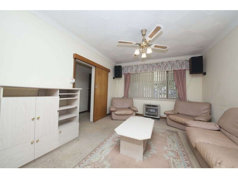 16 Ingram Street, Hamilton Hill WA 6163