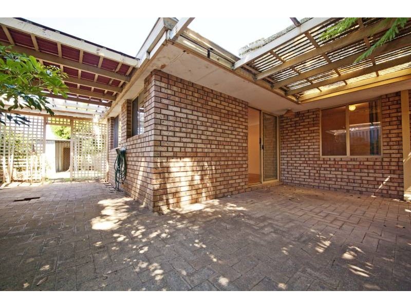 2/372 High Street, Fremantle WA 6160