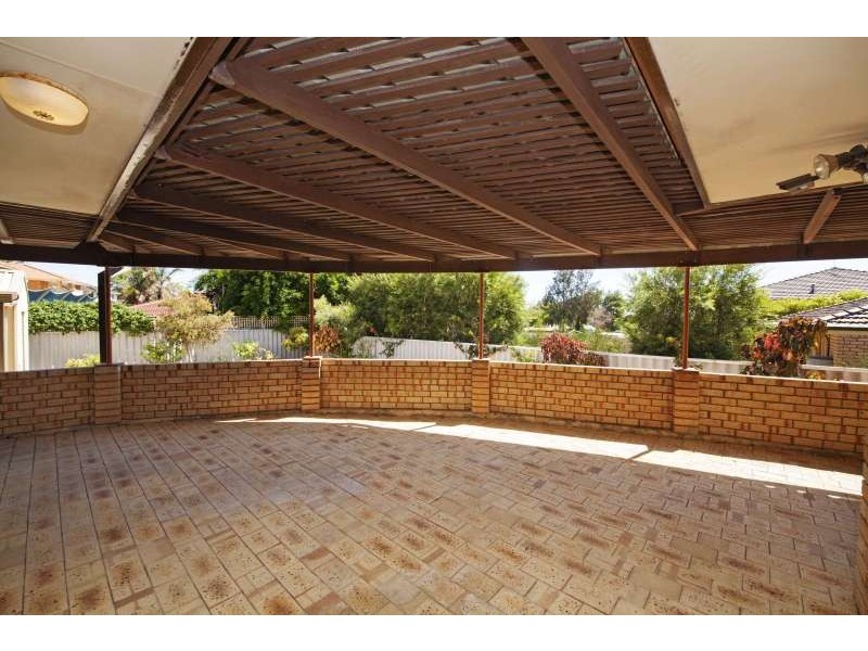 3 Arlington Loop, Coogee WA 6166