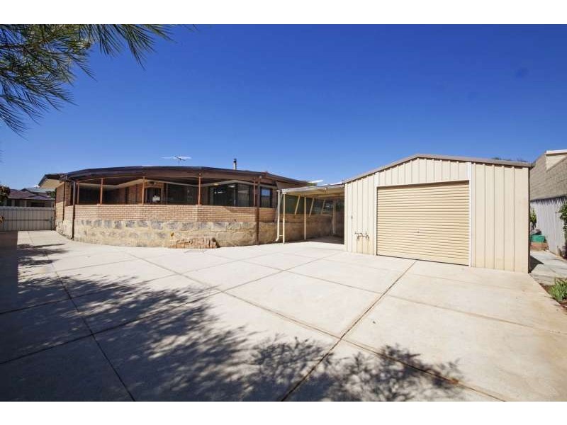 3 Arlington Loop, Coogee WA 6166