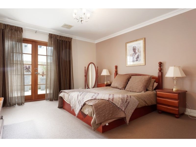 98c Edmund Street, Fremantle WA 6160