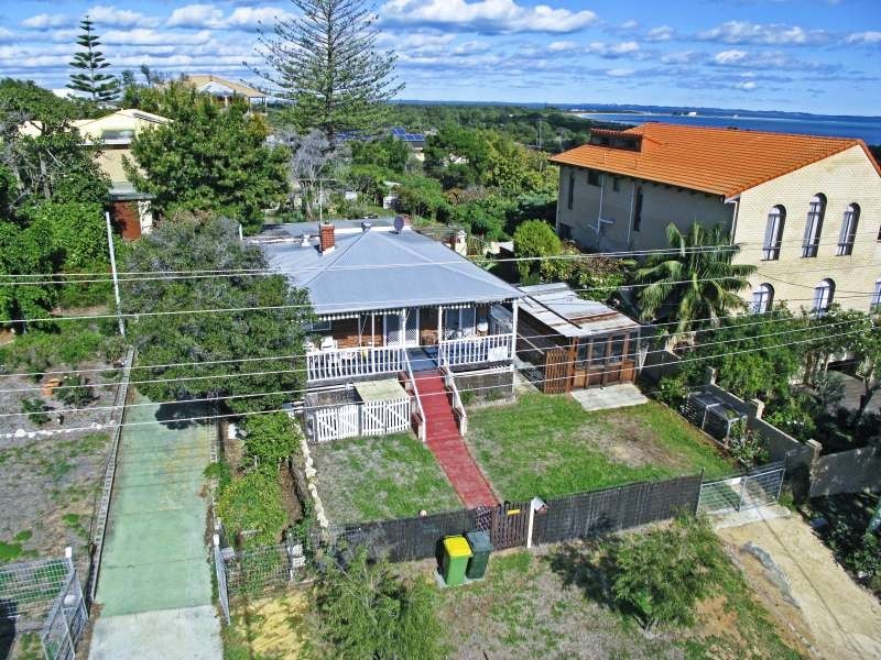 25 Beach Road, Coogee WA 6166