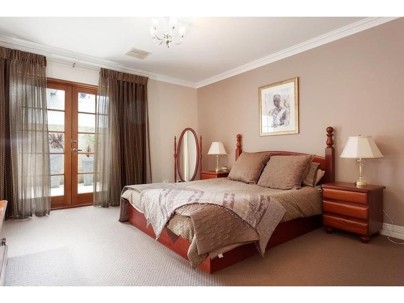 98c Edmund St, Fremantle WA 6160