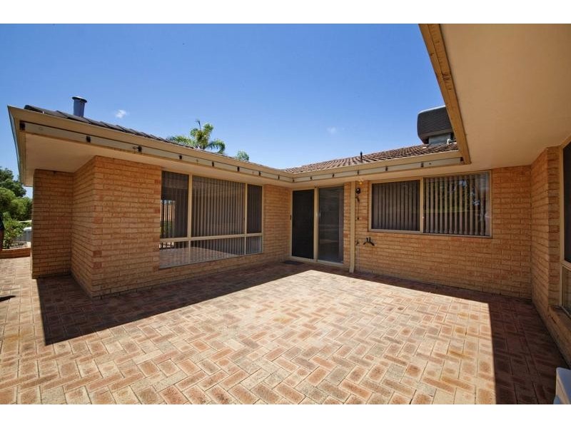 22 Blackwood Avenue, Hamilton Hill WA 6163