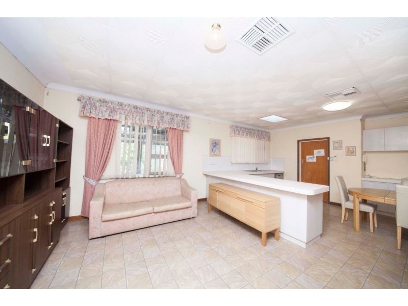 16 Ingram Street, Hamilton Hill WA 6163