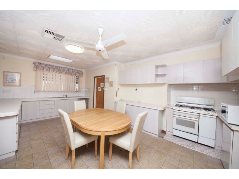 16 Ingram Street, Hamilton Hill WA 6163