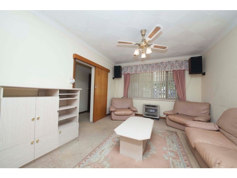16 Ingram Street, Hamilton Hill WA 6163