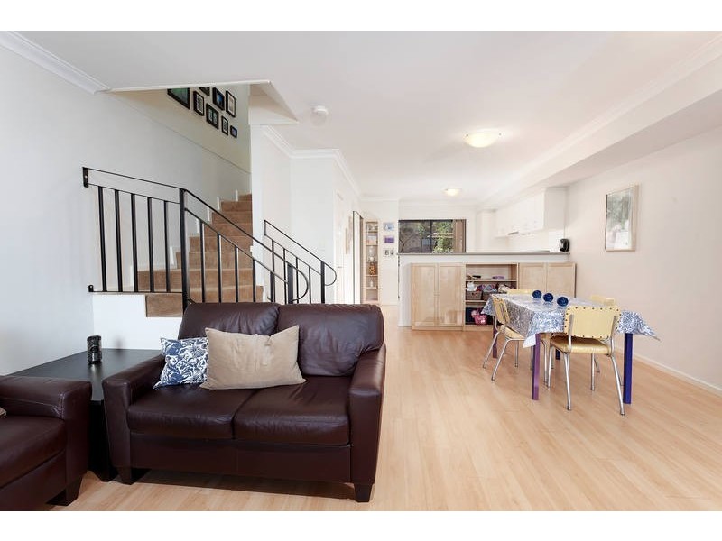 4/250 Healy Road, Hamilton Hill WA 6163