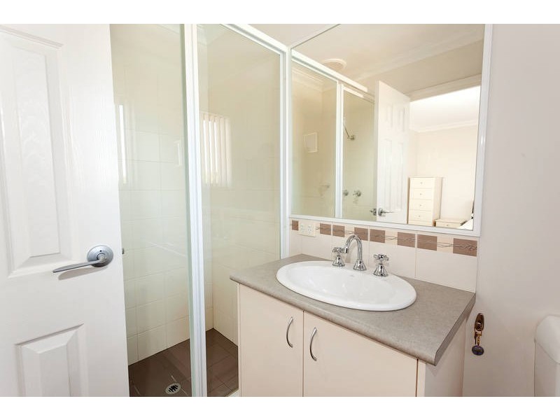 4/250 Healy Road, Hamilton Hill WA 6163