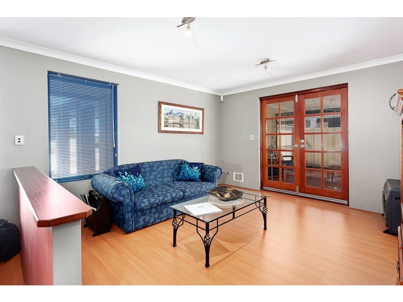 21 Marav Court, Success WA 6164