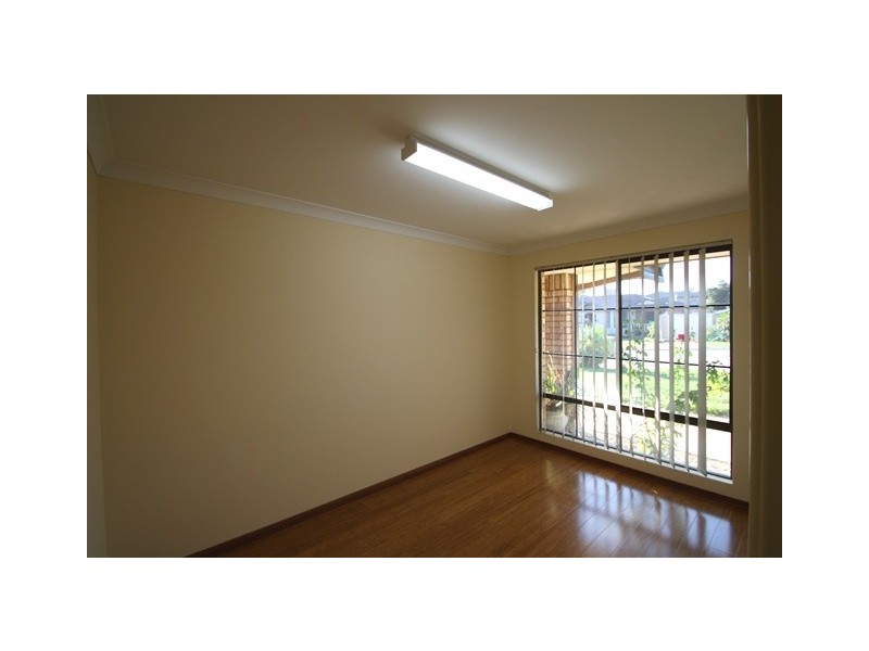 3 Arlington Loop, Coogee WA 6166