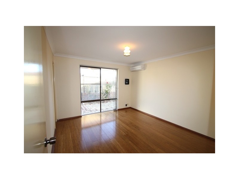 3 Arlington Loop, Coogee WA 6166