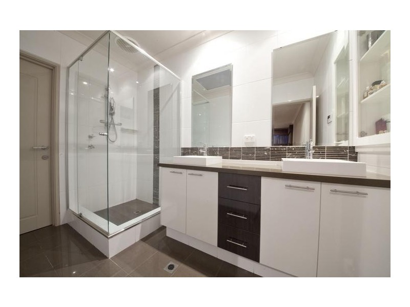 62 Castellon Crescent, Coogee WA 6166