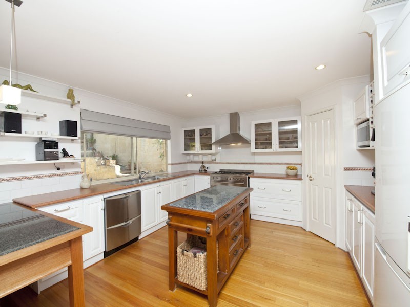 28A Bridge Street, Wilson WA 6107