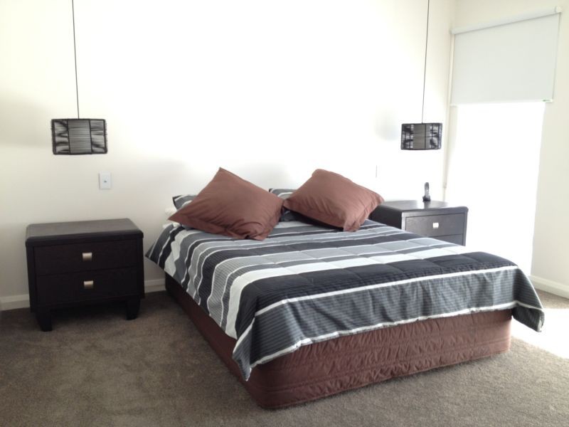 17 Leschenault Blv, Munster WA 6166