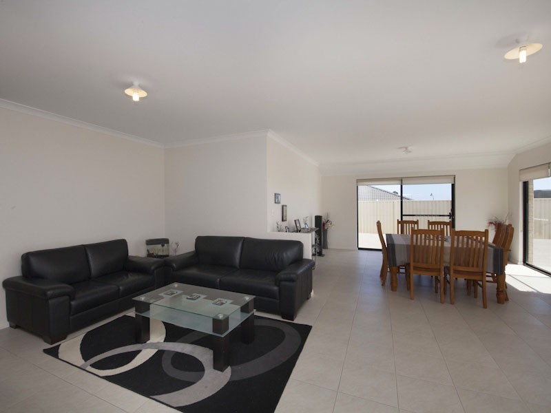 53 Coppito Circle, Beeliar WA 6164