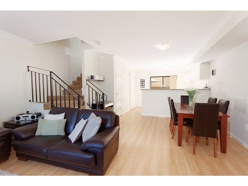 6/250 Healy Road, Hamilton Hill WA 6163