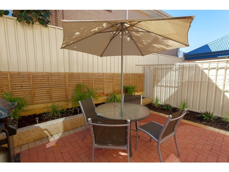 6/250 Healy Road, Hamilton Hill WA 6163