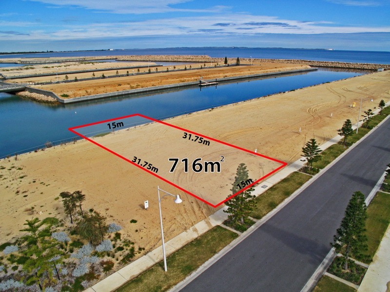 3 Chelydra Point, North Coogee WA 6163