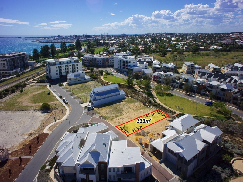 8 Picard Lane, North Coogee WA 6163