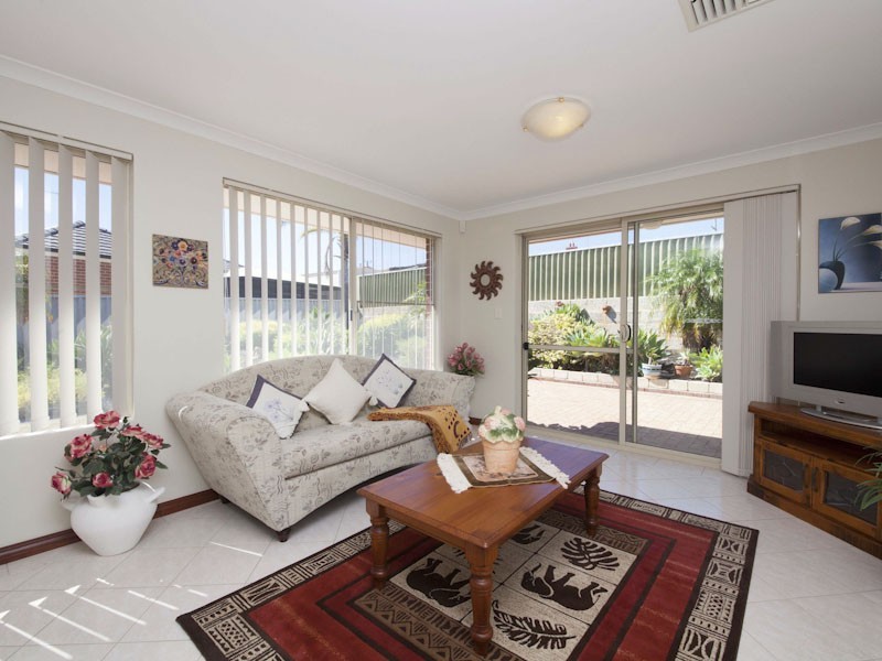 11 Milos Loop, Spearwood WA 6163