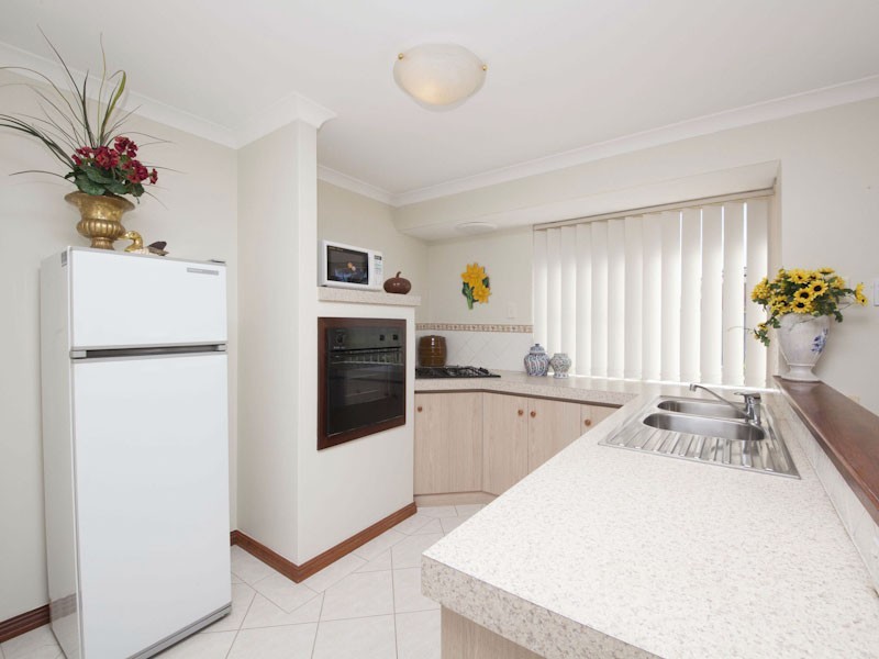 11 Milos Loop, Spearwood WA 6163