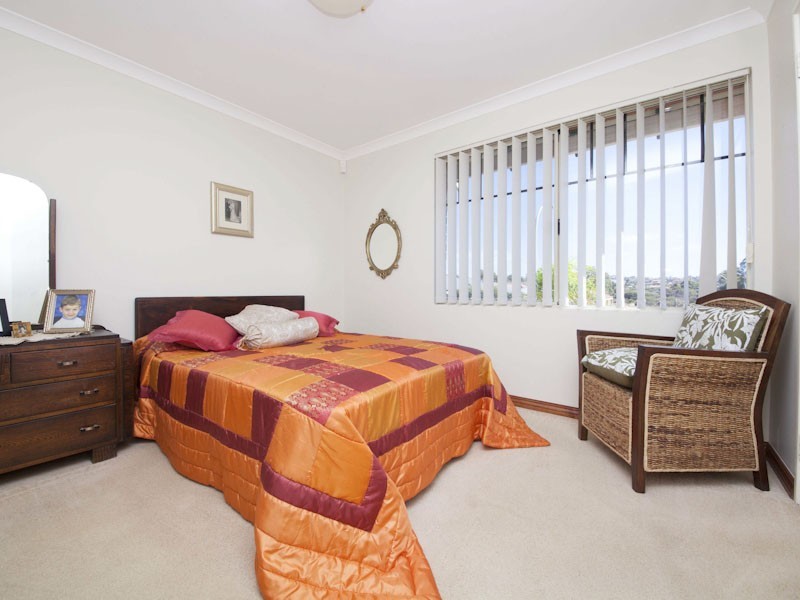 11 Milos Loop, Spearwood WA 6163