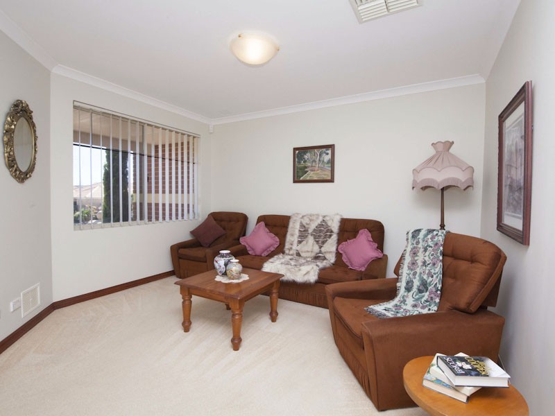 11 Milos Loop, Spearwood WA 6163