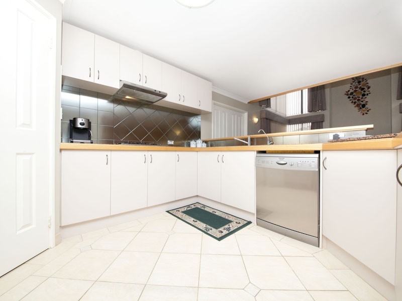 19 Husk Parade, Coogee WA 6166