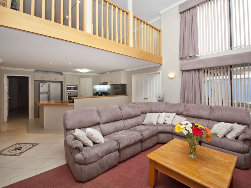 19 Husk Parade, Coogee WA 6166