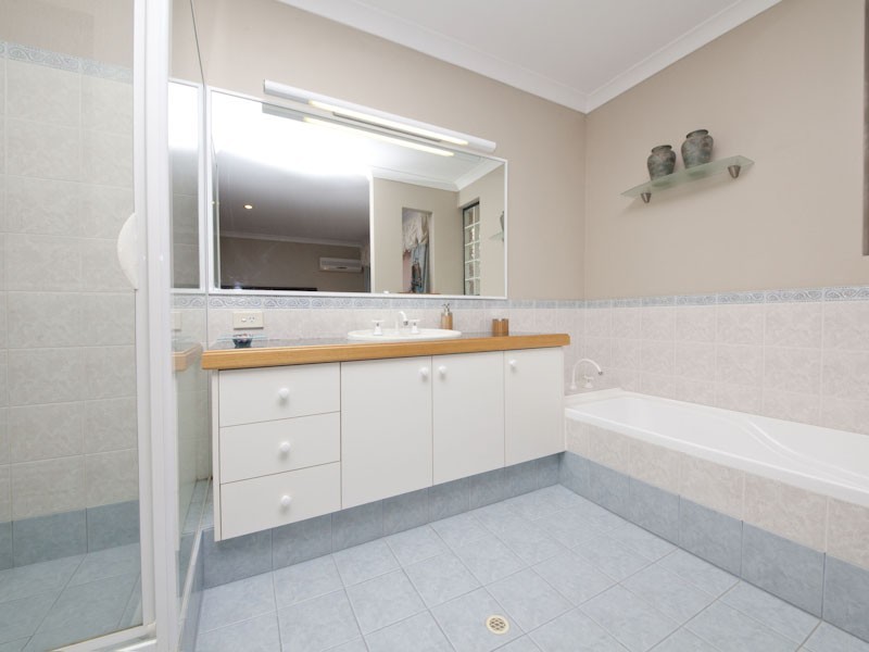 19 Husk Parade, Coogee WA 6166