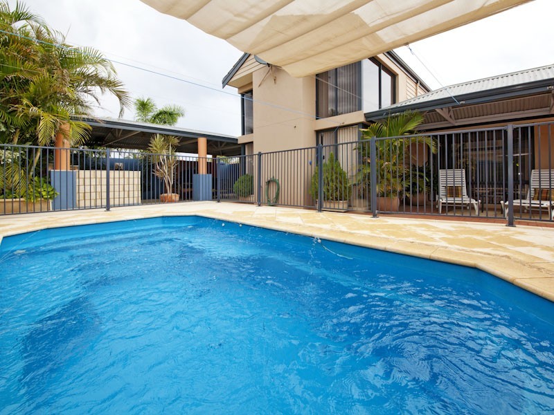 19 Husk Parade, Coogee WA 6166