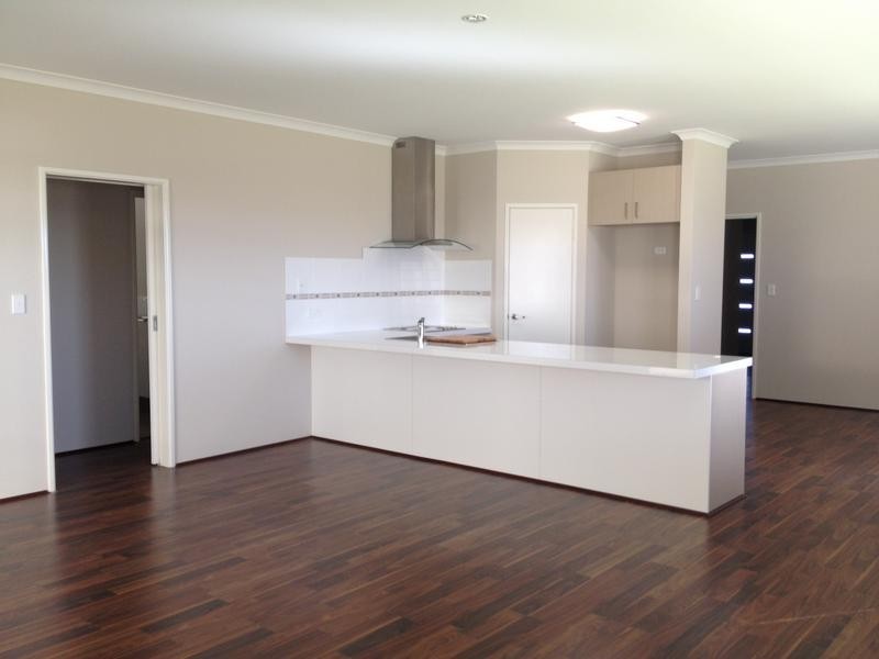 57 Birchley Rd, Beeliar WA 6164