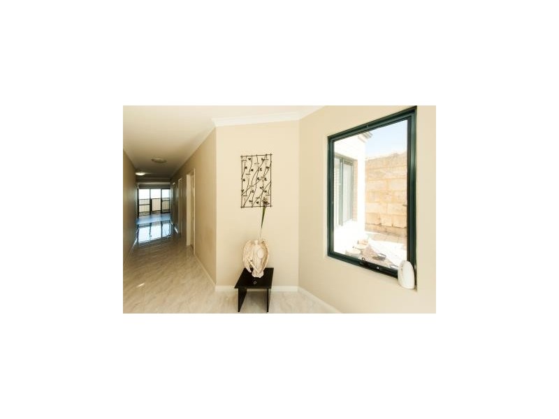 34 Panarea Crescent, Yangebup WA 6164