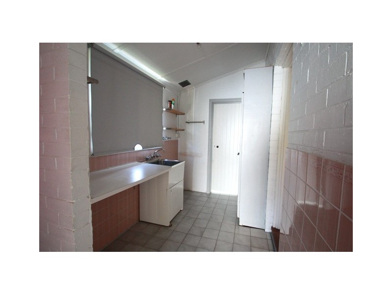 69 Redmond Road, Hamilton Hill WA 6163