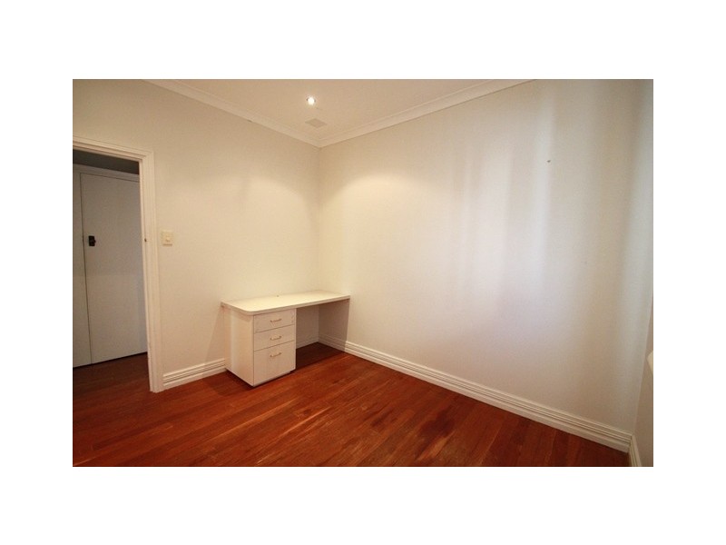 69 Redmond Road, Hamilton Hill WA 6163