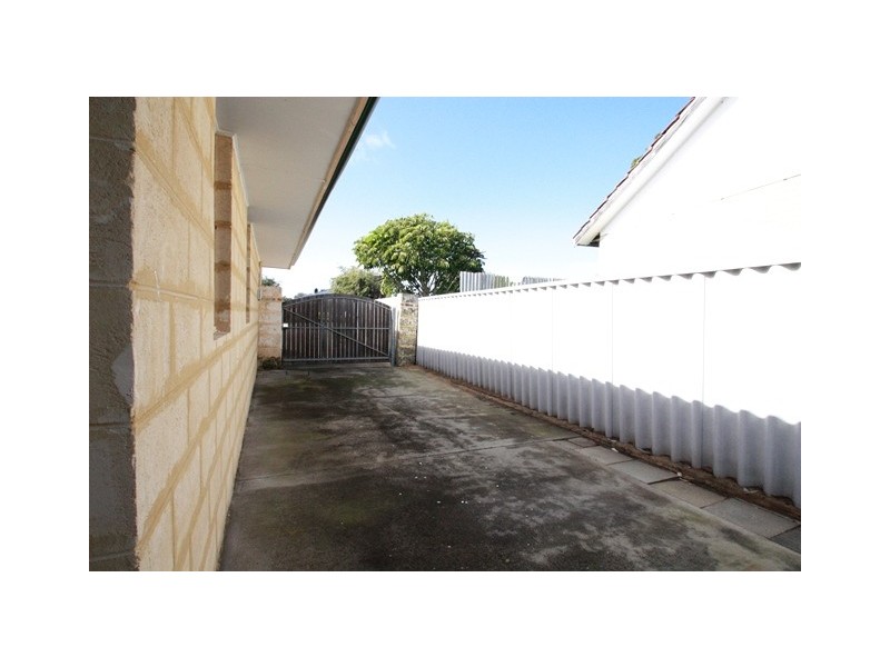 69 Redmond Road, Hamilton Hill WA 6163